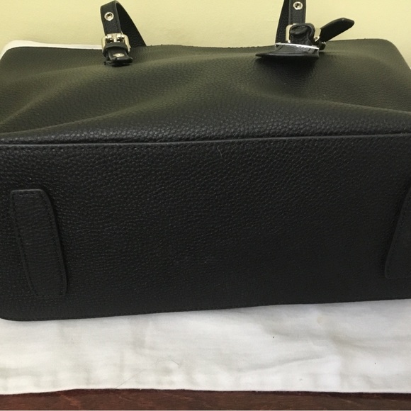 Danier Tote Bag Like NEW - Picture 6 of 9